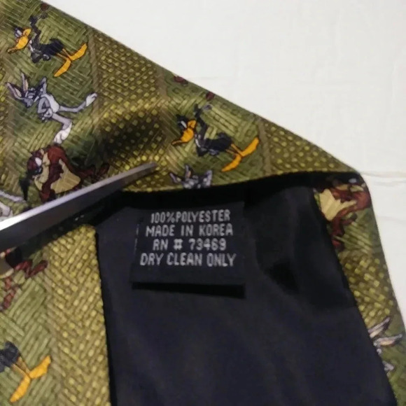 LOONEY TUNES MANIA Tie Men's Neck Tie Green - Picture 4 of 4
